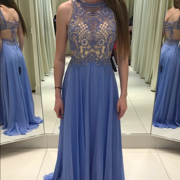 Camille La Vie formal dress - Picture 6 of 7